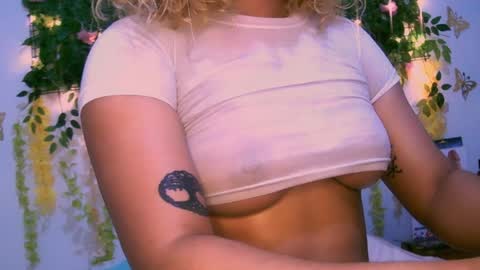 crysrus online show from December 23, 2024, 1:08 am