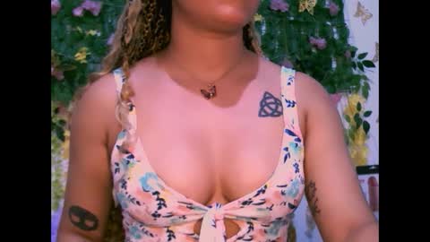 crysrus online show from October 2, 2025, 10:39 pm