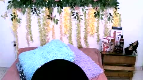 crysrus online show from February 20, 2026, 10:54 pm