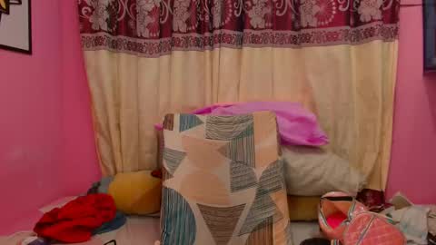 Instagram cristal espinosa1 online show from January 18, 2025, 9:45 pm