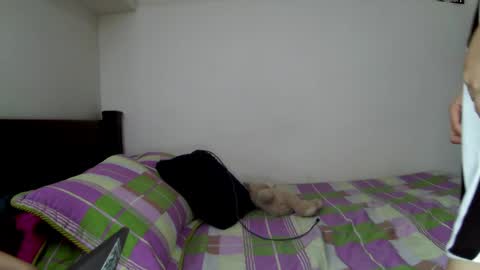 Snapshot of crystal5358 chatting on February 25, 2025, 5:08 am crystal5358 online show from February 25, 2025, 5:08 am