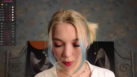 Snapshot of crystal_frost chatting on March 3, 2025, 7:10 am MY NAME IS MARY AND LINA WELCOME EVERYONE I WILL BE HAPPY TO GIVE YOU WHAT YOU HAVE DREAMED OF FOR SO LONG online show from March 3, 2025, 7:10 am