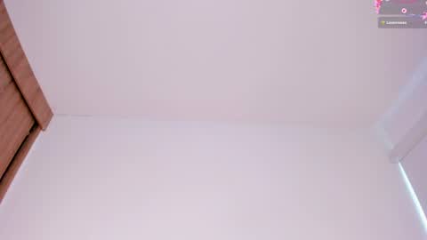 Snapshot of crystal_hartx chatting on July 26, 2026, 9:32 pm Crystal online show from July 26, 2026, 9:32 pm