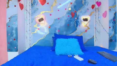 crystal online show from February 26, 2026, 7:35 pm