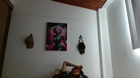 Crystal Blaze online show from April 15, 2026, 3:08 pm