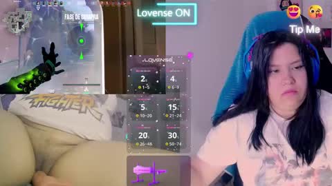 Snapshot of crystal_velvet01 chatting on January 18, 2025, 9:13 am crystal online show from January 18, 2025, 9:13 am