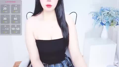 Snapshot of crystallea_ chatting on March 21, 2026, 1:32 am lea online show from March 21, 2026, 1:32 am