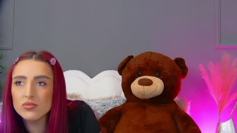 crystallred online show from April 7, 2026, 4:57 am