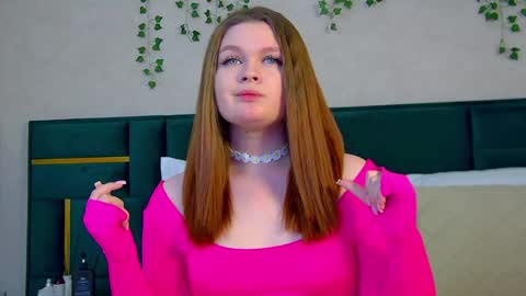 Snapshot of crystallyons chatting on February 8, 2025, 12:39 pm Crystal online show from February 8, 2025, 12:39 pm