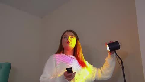 Snapshot of crystallyons chatting on September 14, 2025, 6:07 pm Crystal online show from September 14, 2025, 6:07 pm