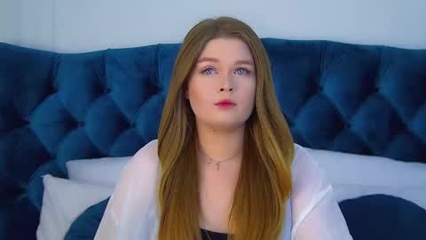 Snapshot of crystallyons chatting on September 29, 2025, 6:13 pm Crystal online show from September 29, 2025, 6:13 pm