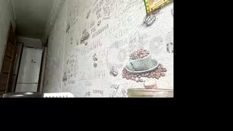 Snapshot of crystalstipp chatting on July 19, 2026, 5:44 am crystalstipp online show from July 19, 2026, 5:44 am