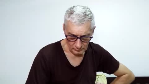 Snapshot of cucaio18 chatting on March 1, 2026, 1:40 am BIG UNCUT HARD COCK online show from March 1, 2026, 1:40 am