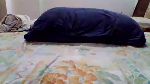 Snapshot of cum_cannon83 chatting on June 15, 2026, 10:06 am Cumm Cannon online show from June 15, 2026, 10:06 am