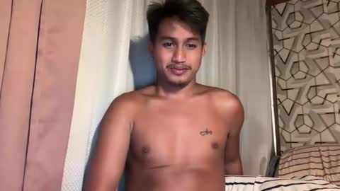 Snapshot of cum_overload chatting on June 3, 2026, 4:15 am cum_overload online show from June 3, 2026, 4:15 am