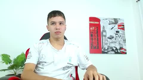 Snapshot of cumandres chatting on September 19, 2025, 2:07 pm cumandres online show from September 19, 2025, 2:07 pm