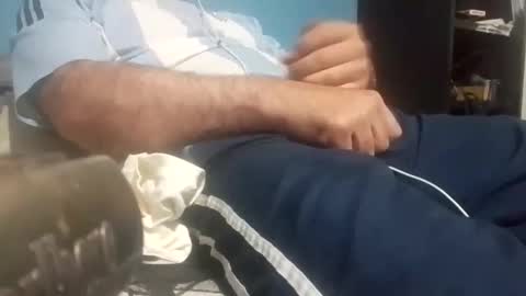 cumbian_chero online show from October 12, 2025, 12:15 pm