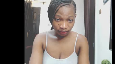 Snapshot of cumebony_petit chatting on April 19, 2026, 7:29 am cumebony_petit online show from April 19, 2026, 7:29 am