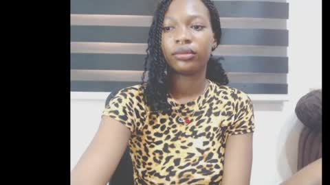 Snapshot of cumebony_petit chatting on May 16, 2026, 2:16 pm cumebony_petit online show from May 16, 2026, 2:16 pm