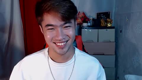 Snapshot of cumhavefun25 chatting on October 27, 2025, 6:23 pm ask me online show from October 27, 2025, 6:23 pm