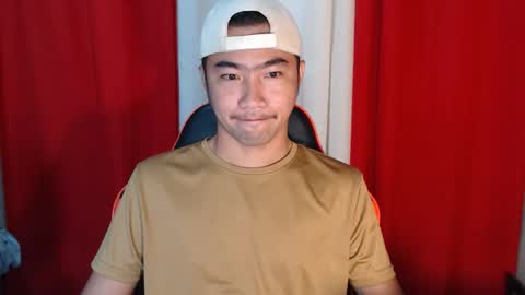 Snapshot of cumhavefun25 chatting on May 17, 2026, 7:43 pm ask me online show from May 17, 2026, 7:43 pm