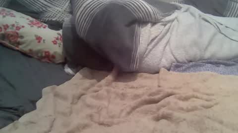 cummbumm69 online show from April 9, 2026, 1:05 pm