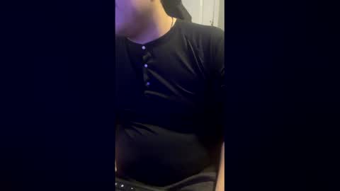 cummer23245 online show from January 14, 2026, 1:17 pm