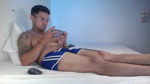 cummerlatino online show from February 25, 2025, 8:14 am