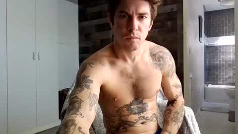 Snapshot of cummfights chatting on October 27, 2025, 2:10 pm Charlie Mitchell online show from October 27, 2025, 2:10 pm