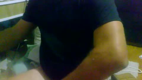 cumtowa online show from April 28, 2026, 2:27 am