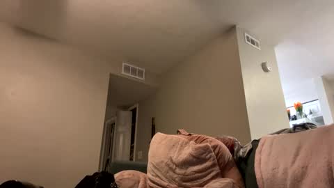 Pussy whipped babyboy online show from January 14, 2025, 11:37 pm