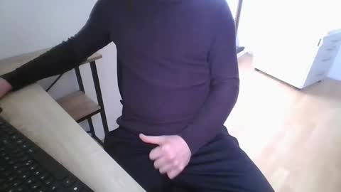 cumrocco online show from February 4, 2025, 10:21 am