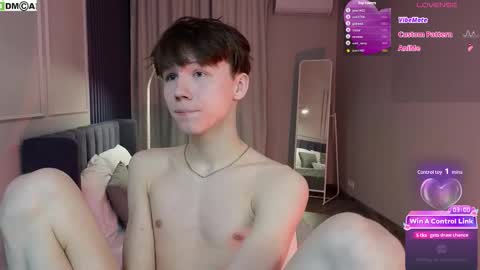 cumte_boy online show from February 19, 2026, 1:23 am