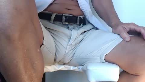 chattrbatr online show from April 20, 2026, 1:25 pm