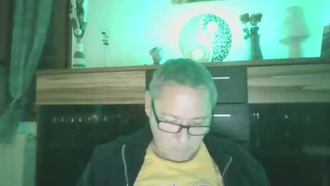 cuni6969 online show from November 17, 2025, 5:52 pm