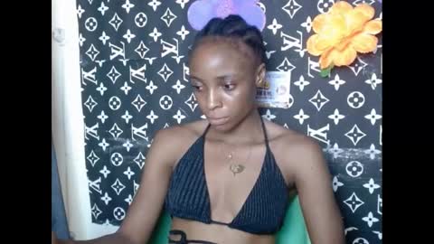 Snapshot of cupidxdoll chatting on February 8, 2025, 6:44 pm cupidxdoll online show from February 8, 2025, 6:44 pm