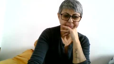 Snapshot of cuplu4346529860 chatting on December 31, 2024, 11:42 am couple online show from December 31, 2024, 11:42 am