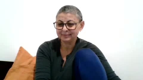 Snapshot of cuplu4346529860 chatting on January 17, 2025, 3:53 pm couple online show from January 17, 2025, 3:53 pm