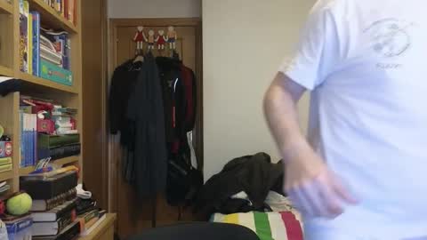 curiosillo1983 online show from March 21, 2026, 8:19 am