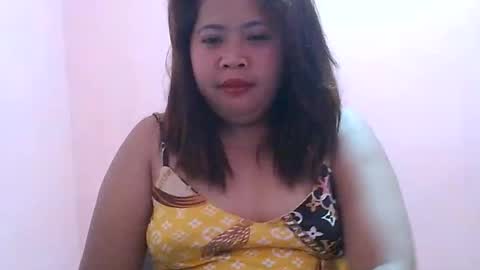 curious_girl247 online show from April 9, 2026, 6:35 pm