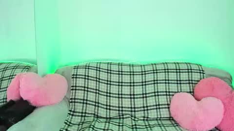 CurlyDreams online show from April 16, 2026, 5:30 am