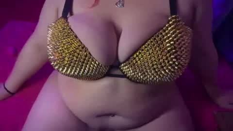 Snapshot of curlykaii55 chatting on January 15, 2025, 1:45 am Kay online show from January 15, 2025, 1:45 am