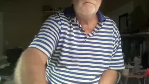 Snapshot of curo69 chatting on October 7, 2025, 5:21 pm ALAN online show from October 7, 2025, 5:21 pm