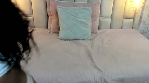 Snapshot of curvy_alyanna chatting on October 30, 2025, 12:28 pm Alyanna online show from October 30, 2025, 12:28 pm