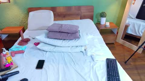 Danna online show from February 27, 2026, 6:41 pm