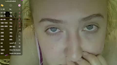 Curvy online show from March 8, 2026, 2:04 am