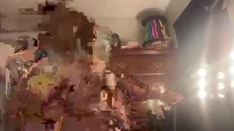 cushiontopushin online show from March 9, 2025, 3:05 pm