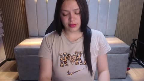 Snapshot of cute_angel_1 chatting on April 28, 2026, 2:27 am cute_angel_1 online show from April 28, 2026, 2:27 am