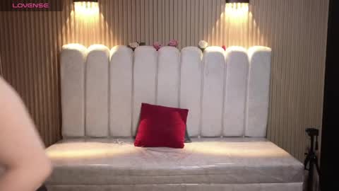 Snapshot of cute_angel_1 chatting on May 9, 2026, 2:50 am cute_angel_1 online show from May 9, 2026, 2:50 am
