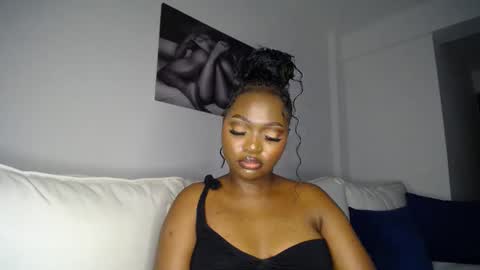 Snapshot of cute_ass18 chatting on March 6, 2025, 6:37 pm Liya online show from March 6, 2025, 6:37 pm